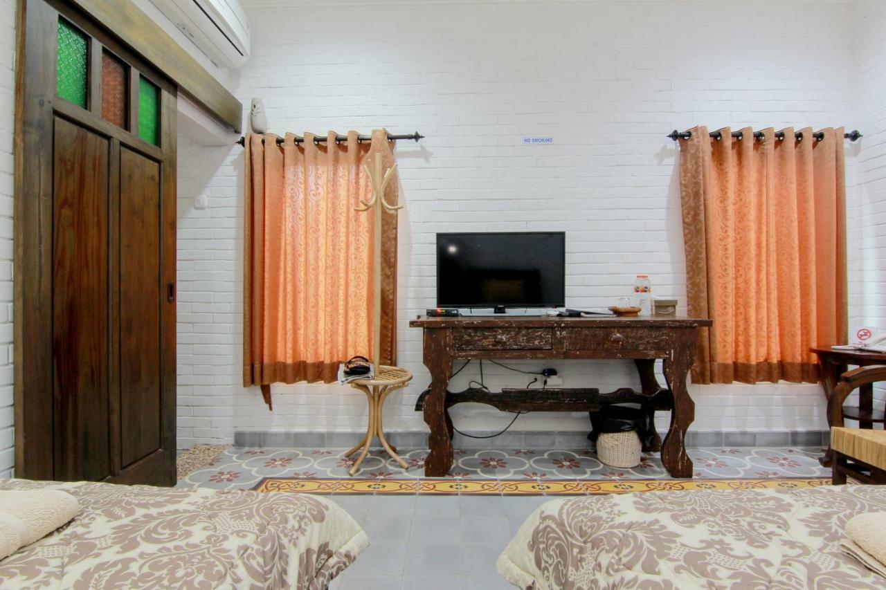 Satu Kayen Guest House Слеман Экстерьер фото
