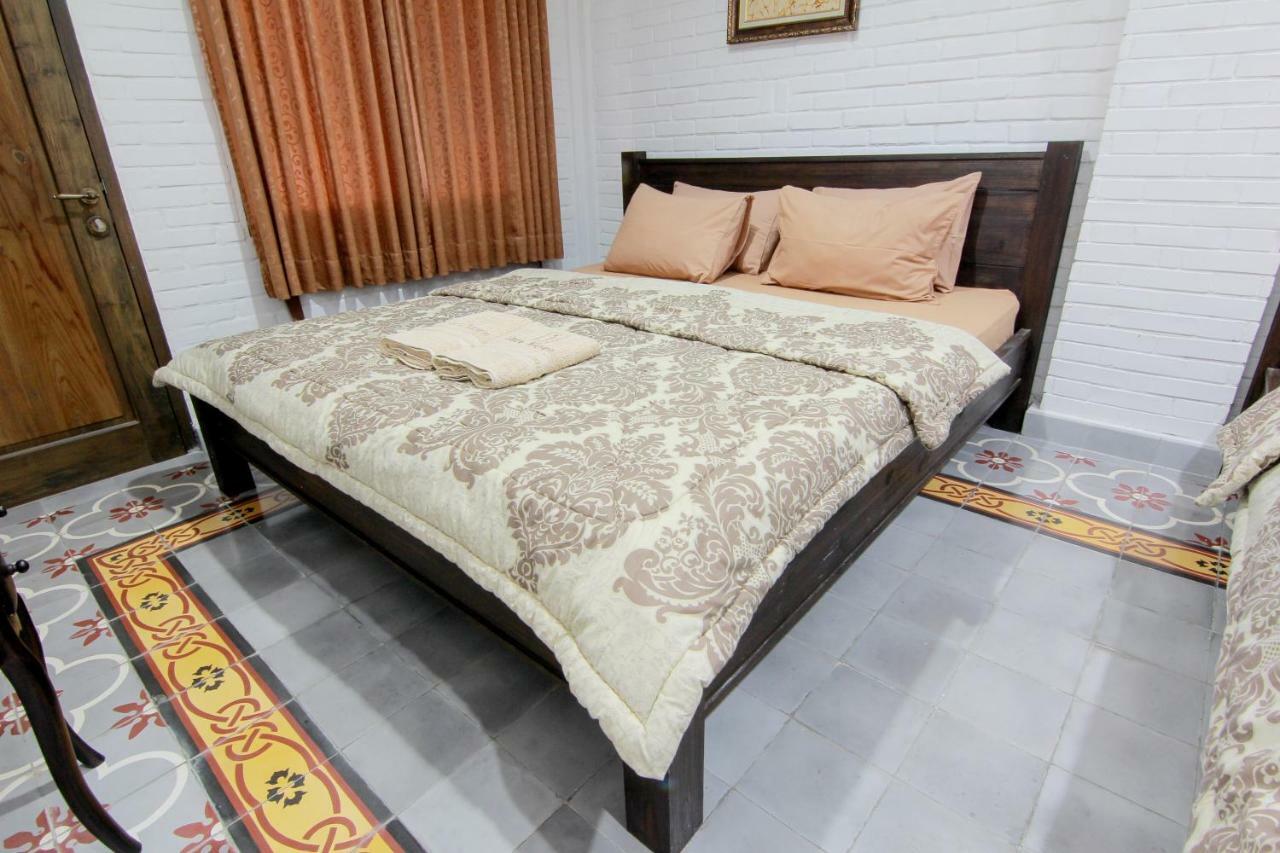 Satu Kayen Guest House Слеман Экстерьер фото