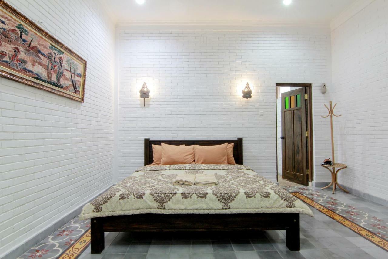 Satu Kayen Guest House Слеман Экстерьер фото