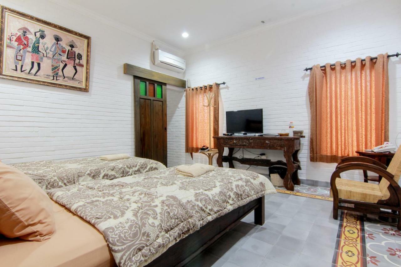 Satu Kayen Guest House Слеман Экстерьер фото