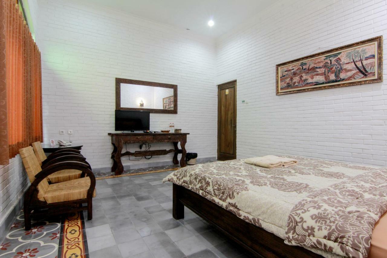 Satu Kayen Guest House Слеман Экстерьер фото